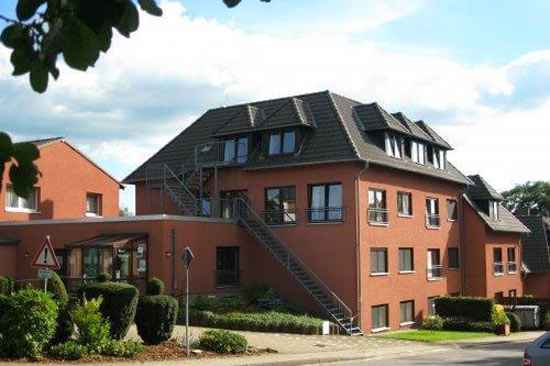Hauptgebäude des Seniorenwohnsitzes im Süd Elm
